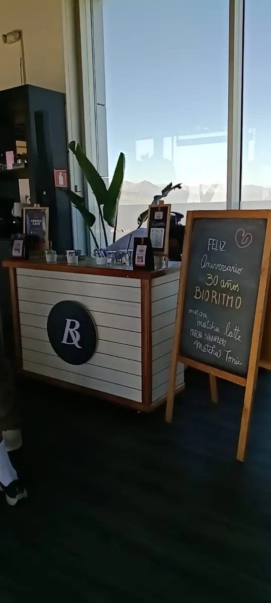 Barra personalizada en activación de marca